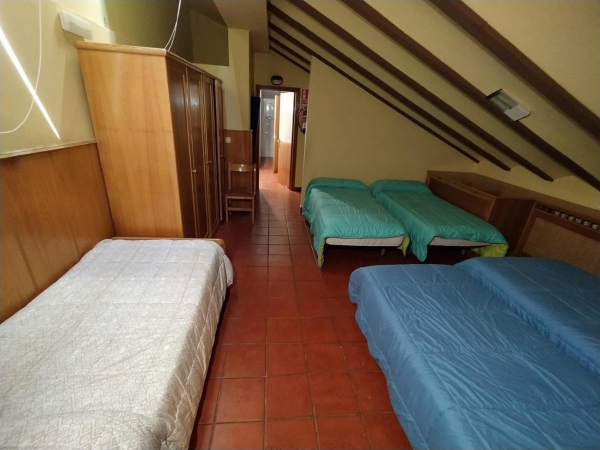 Albergue De Nuestra Senora Carrasquedo Granon Esterno foto